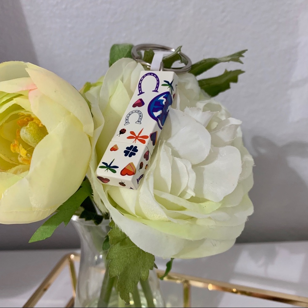 Tory Burch Ivory Luck 2GB USB Flash Drive Keychain